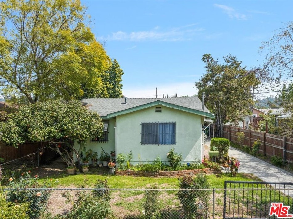 2906 Rosanna St, Los Angeles, CA 90039-2926