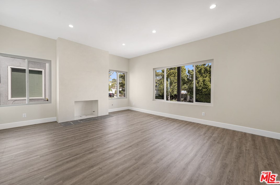 1128 23rd St #3, Santa Monica, CA 90403