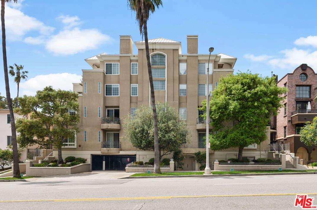 2349 Beverly Glen Blvd, Los Angeles, CA 90064-2481