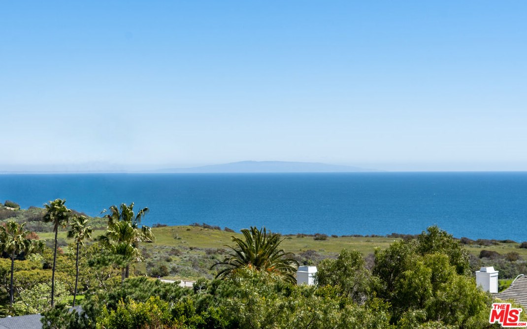 24604 Blue Dane Ln, Malibu, CA 90265
