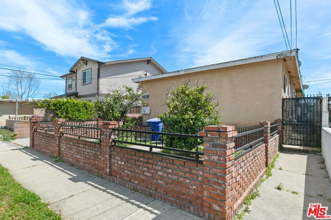 4418 163rd St, Lawndale, CA 90260-2937