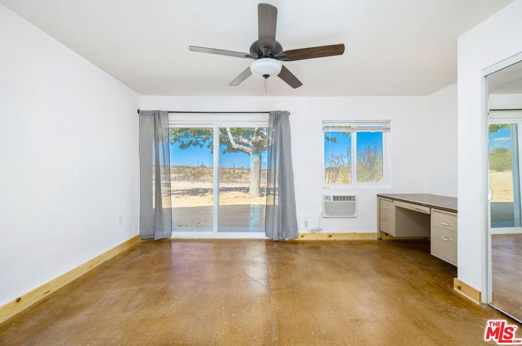 57157 Emerald Way, Yucca Valley CA  92285-1826 exterior