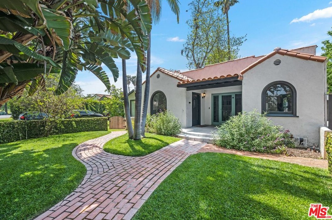 3720 Glenfeliz Blvd, Los Angeles CA  90039-1706 exterior