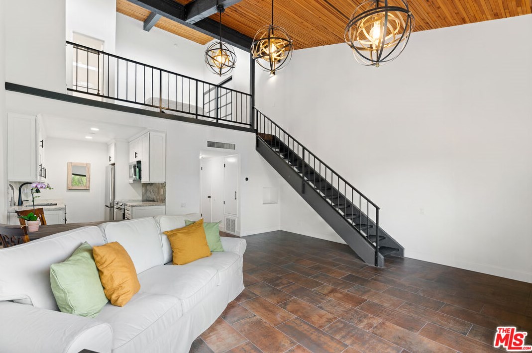 5460 White Oak Ave #e316, Van Nuys, CA 91316
