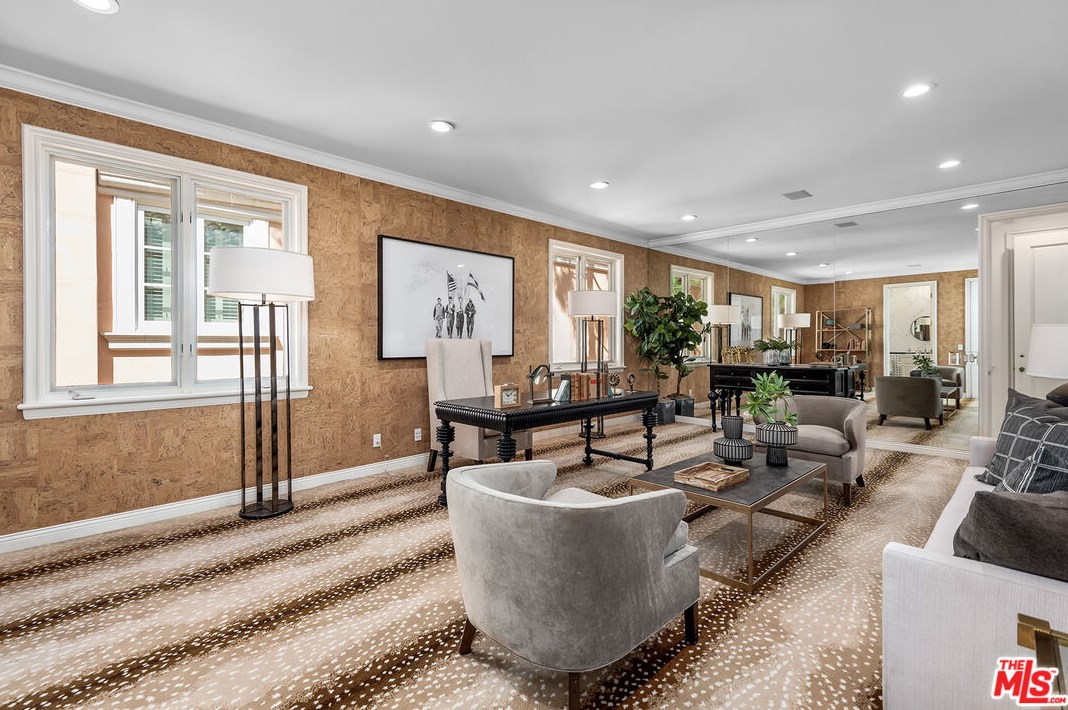 10248 Century Woods Dr, Los Angeles CA  90067-6304 exterior