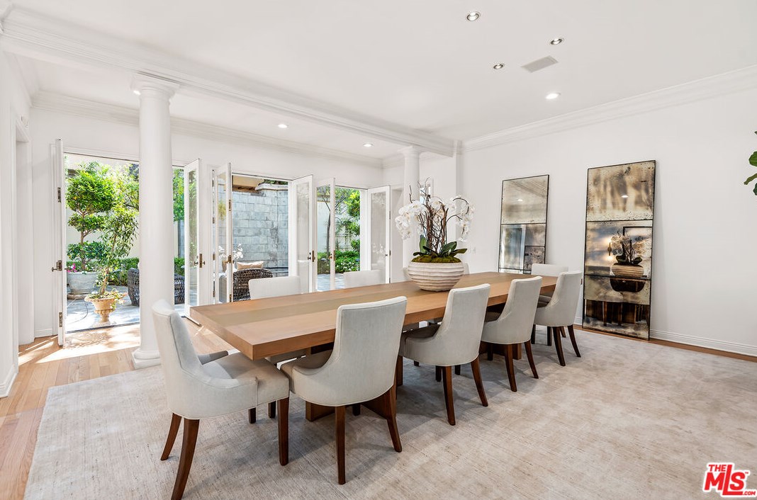 10248 Century Woods Dr, Los Angeles CA  90067-6304 exterior