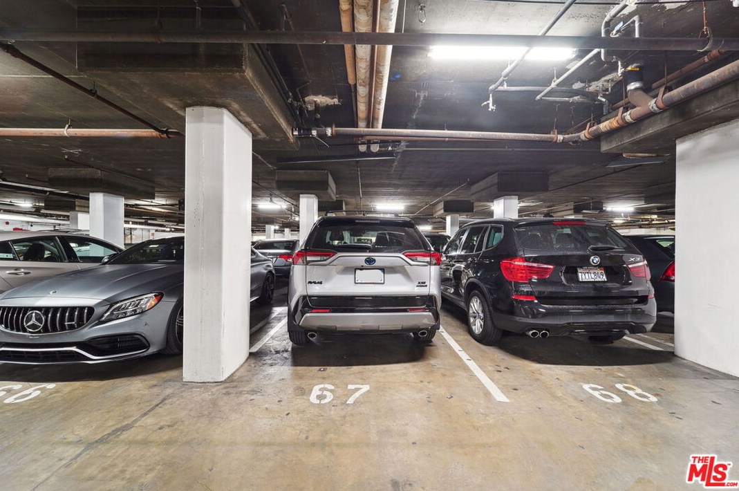 421 La Fayette Park Pl, Los Angeles CA  90026-4719 exterior