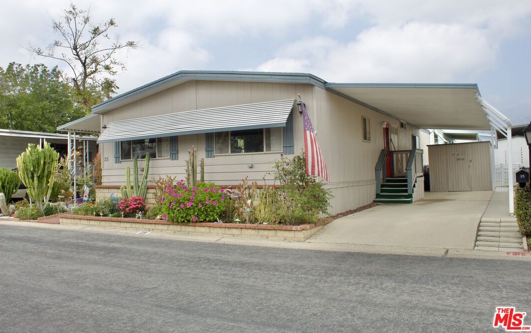 3945 Bradford St #25, La Verne, CA 91750