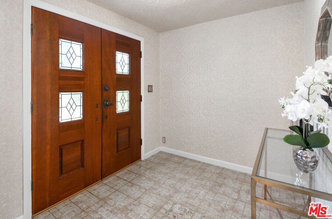 1876 W Macarthur St, Palos Verdes Estates, CA 90275