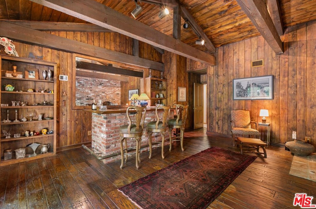 3030 Antelo View Dr, Los Angeles CA  90077-1608 exterior