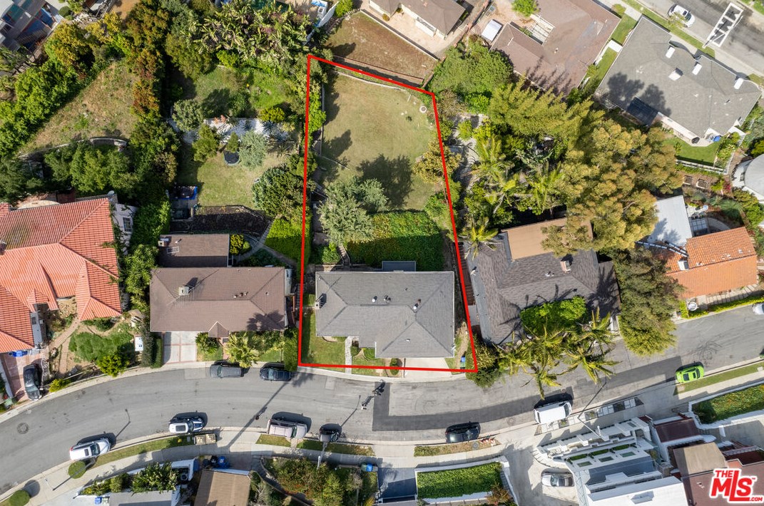 3639 Northland Dr, Los Angeles CA  90008-4419 exterior