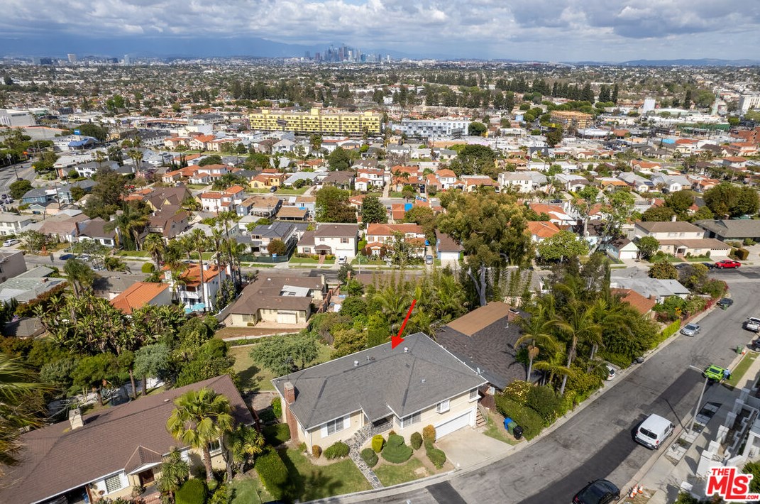 3639 Northland Dr, Los Angeles CA  90008-4419 exterior