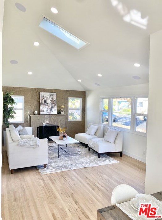 3951 Coolidge Ave, Los Angeles CA  90066-5007 exterior
