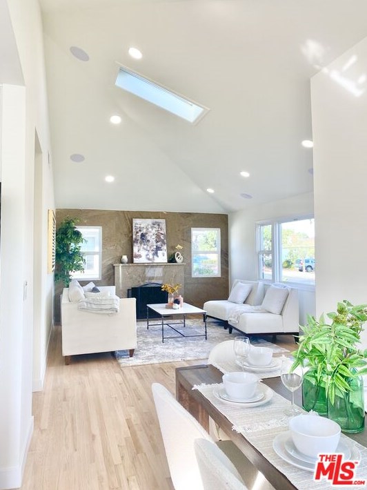 3951 Coolidge Ave, Los Angeles CA  90066-5007 exterior