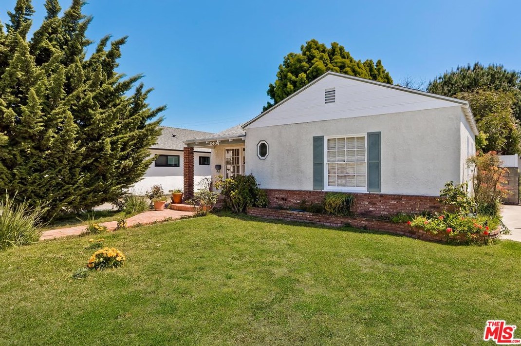 6404 85th St, Los Angeles, CA 90045-2812