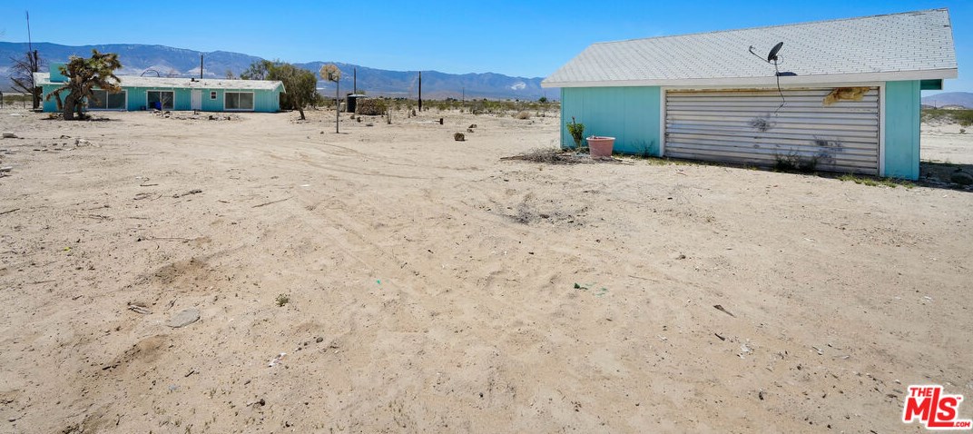 37170 Rabbit Springs Rd, Lucerne Valley, CA 92356-8874