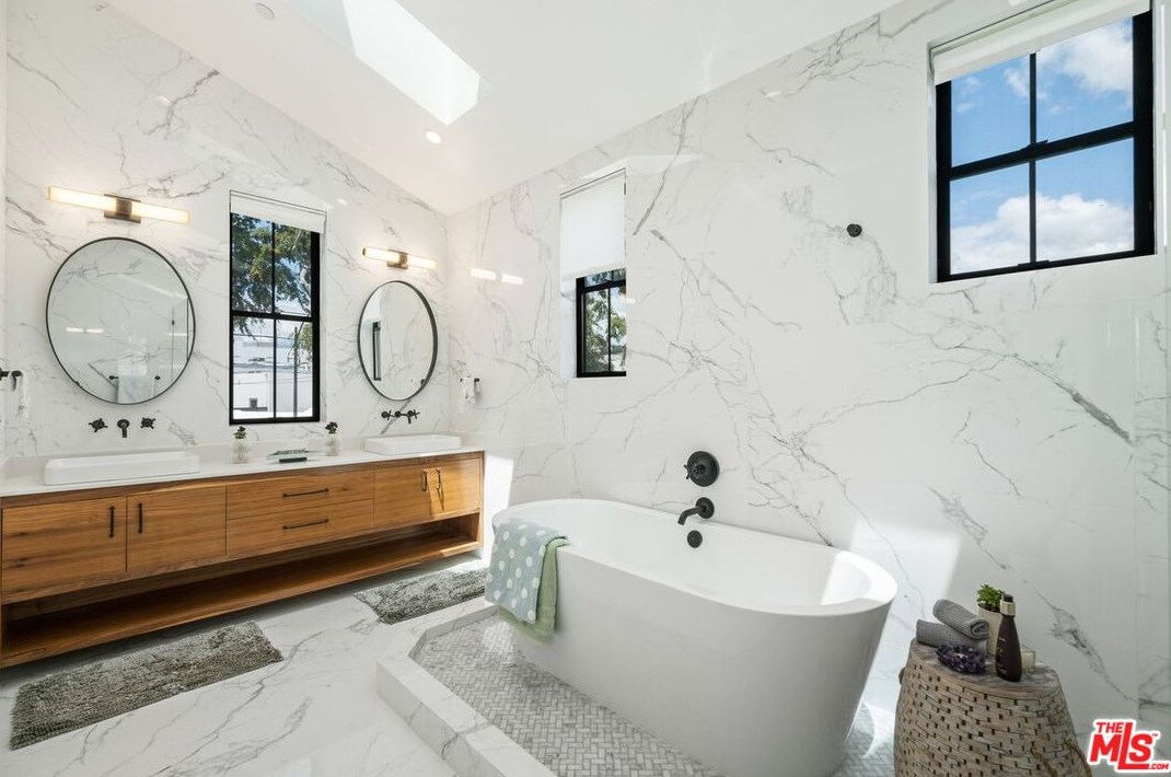 8898 Hubbard St, Los Angeles CA  90232-2402 exterior