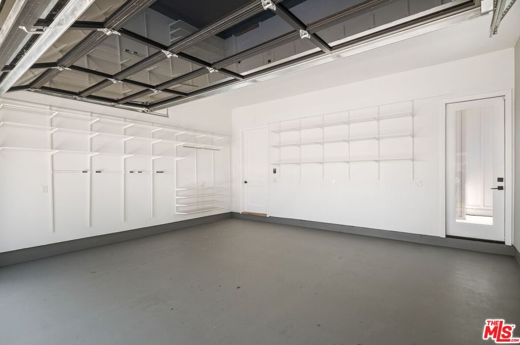 8898 Hubbard St, Los Angeles CA  90232-2402 exterior