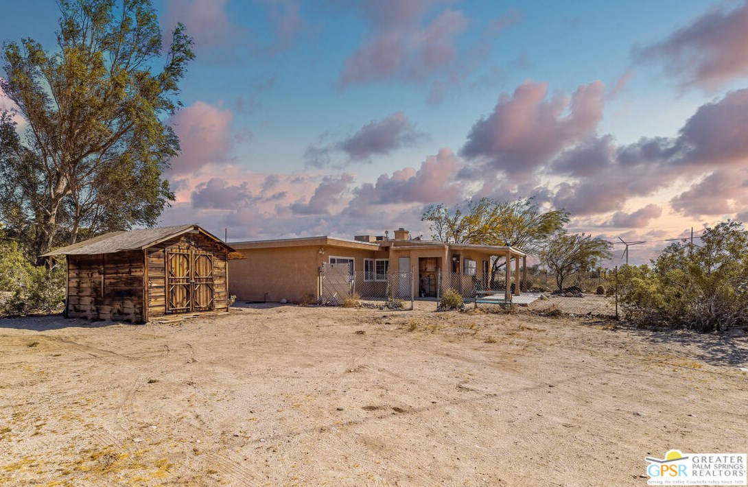 15234 Painted Hills Rd, Cabazon, CA 92282