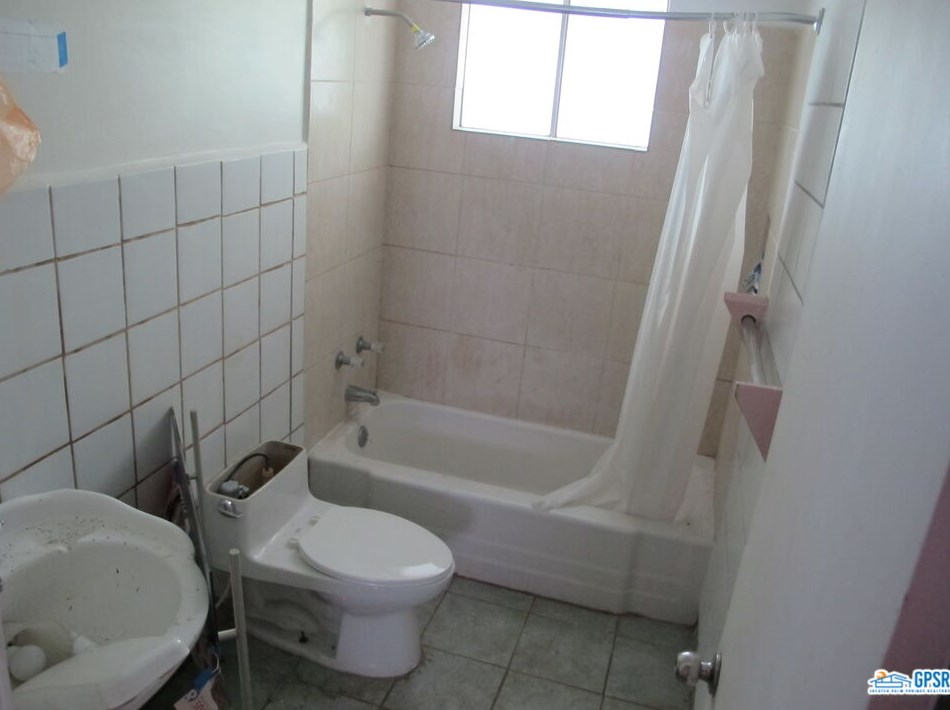 30885 Santa Barbara Dr, Cathedral City CA  92234-5060 exterior