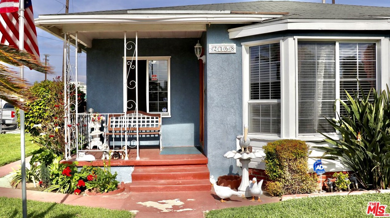 2168 Notre Dame Ave, Pomona, CA 91766-6432
