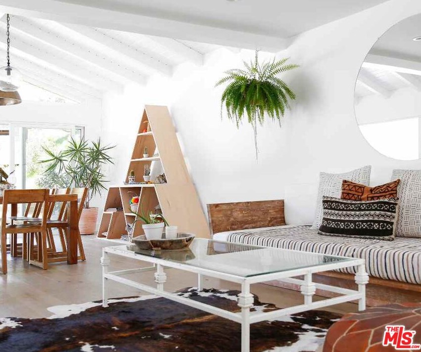 30606 La Sonora Dr, Malibu, CA 90265