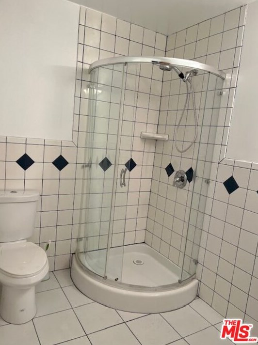 5410 57 St, Los Angeles CA  90011-5025 exterior