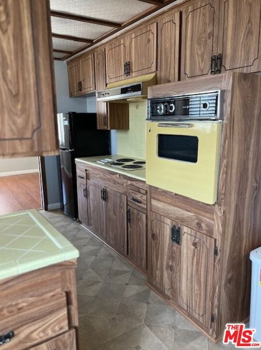 5410 57 St, Los Angeles CA  90011-5025 exterior