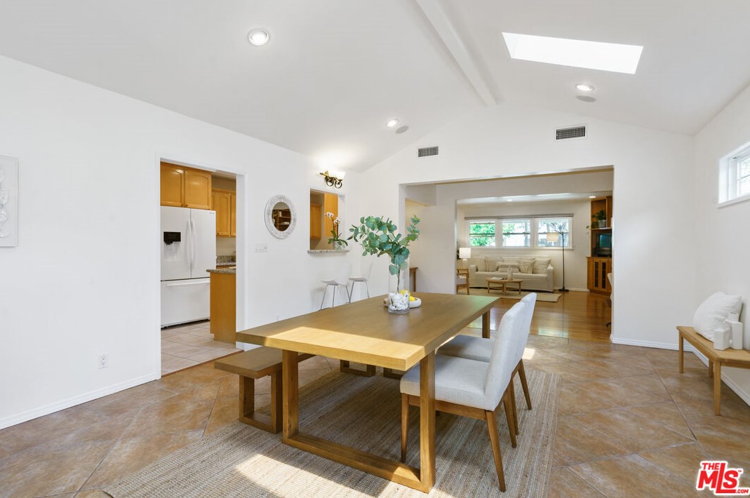 19606 Enadia Way, Los Angeles CA  91335-3621 exterior