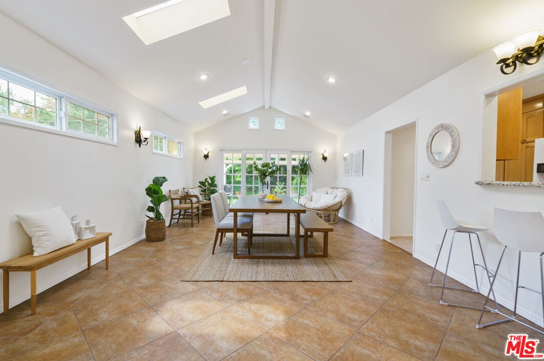 19606 Enadia Way, Los Angeles CA  91335-3621 exterior