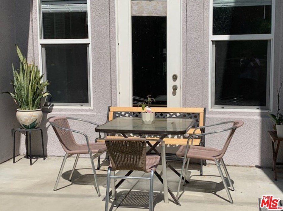 678 Milford St, Los Angeles CA  90042-2793 exterior