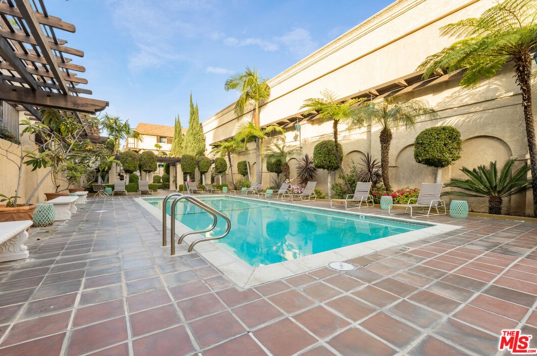 113 N Almansor St #23, Alhambra, CA 91801