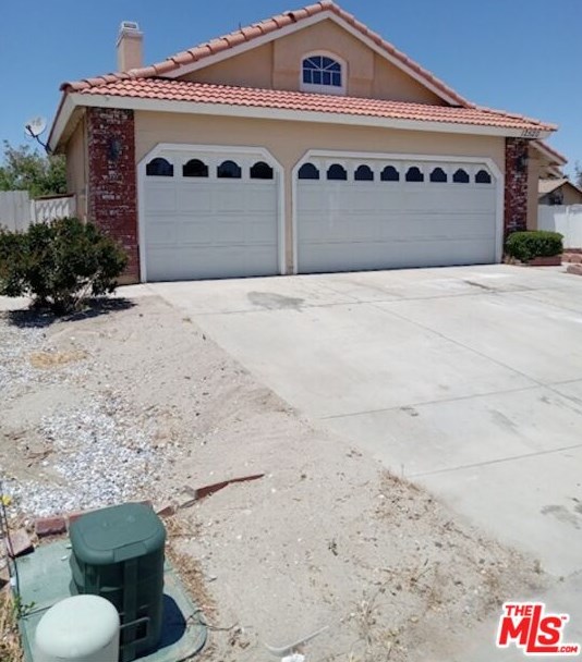 12520 Silver Saddle Way, Victorville, CA 92392