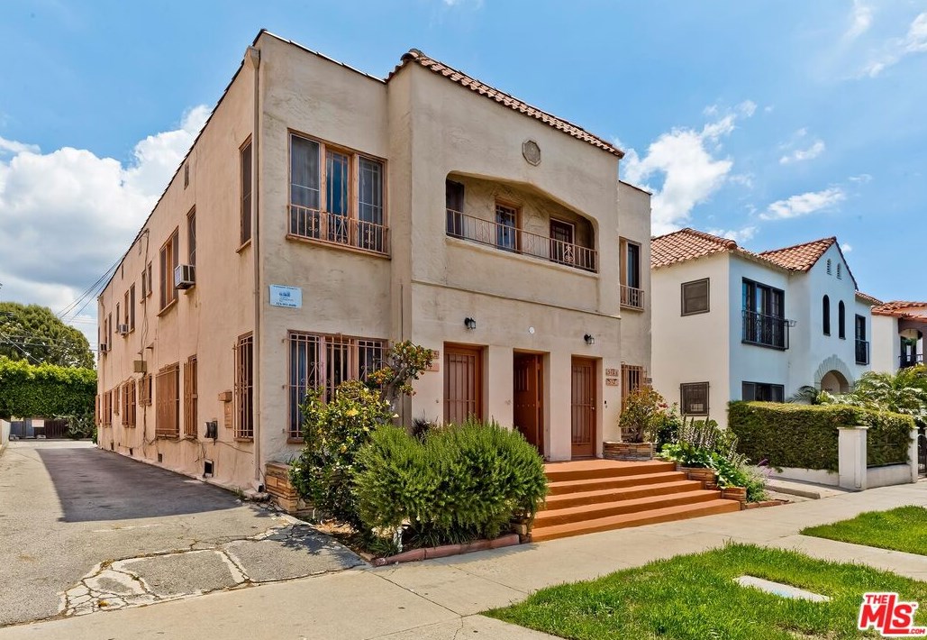 512 Spaulding Ave, Los Angeles, CA 90036-1844