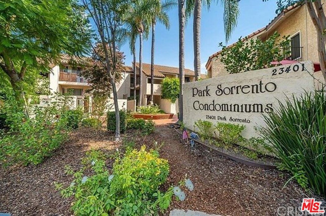 23401 Park Sorrento #41, Calabasas, CA 91302
