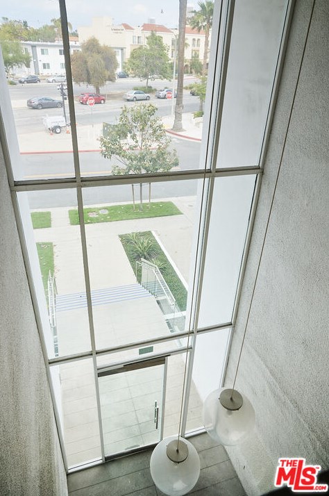 131 N Gale Dr #3e, Beverly Hills, CA 90211