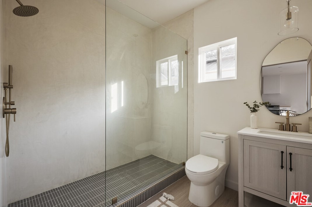 2242 Dorris Pl, Los Angeles CA  90031-1127 exterior