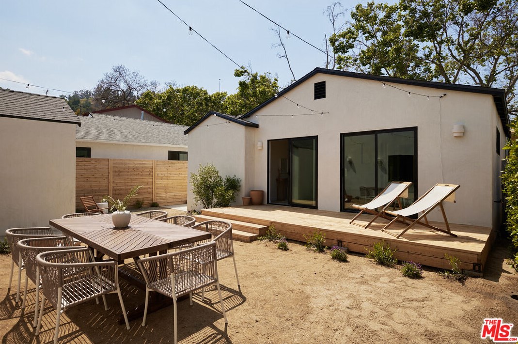 2242 Dorris Pl, Los Angeles CA  90031-1127 exterior