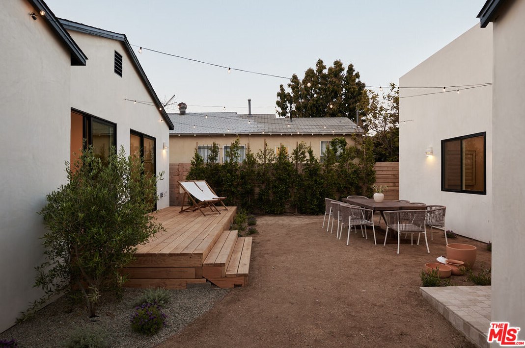 2242 Dorris Pl, Los Angeles CA  90031-1127 exterior