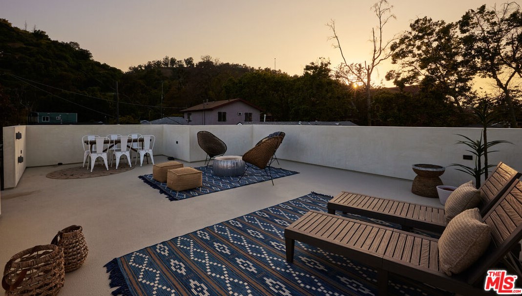 2242 Dorris Pl, Los Angeles CA  90031-1127 exterior