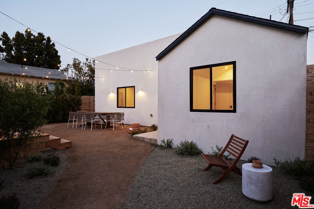 2242 Dorris Pl, Los Angeles CA  90031-1127 exterior