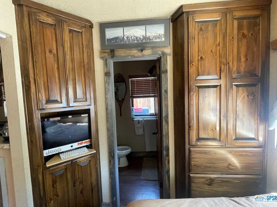 407 Garrick Way, Big Bear City CA  92314-8967 exterior