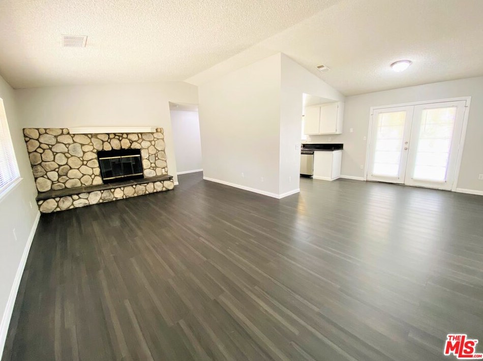 40135 172nd St E, Palmdale, CA 93591