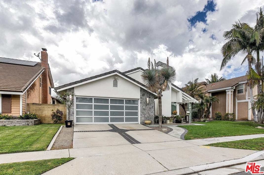 19035 Vickie Ave, Artesia, CA 90703