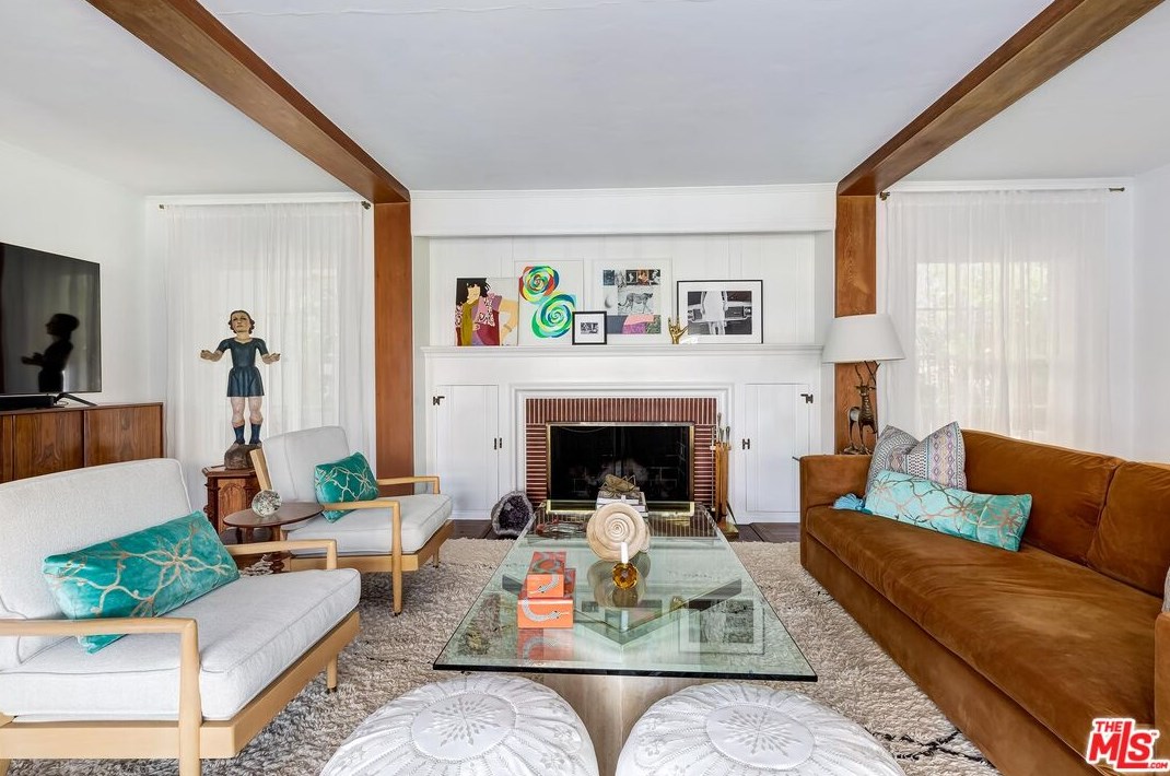 11123 Ophir Dr, Los Angeles CA  90024-1918 exterior