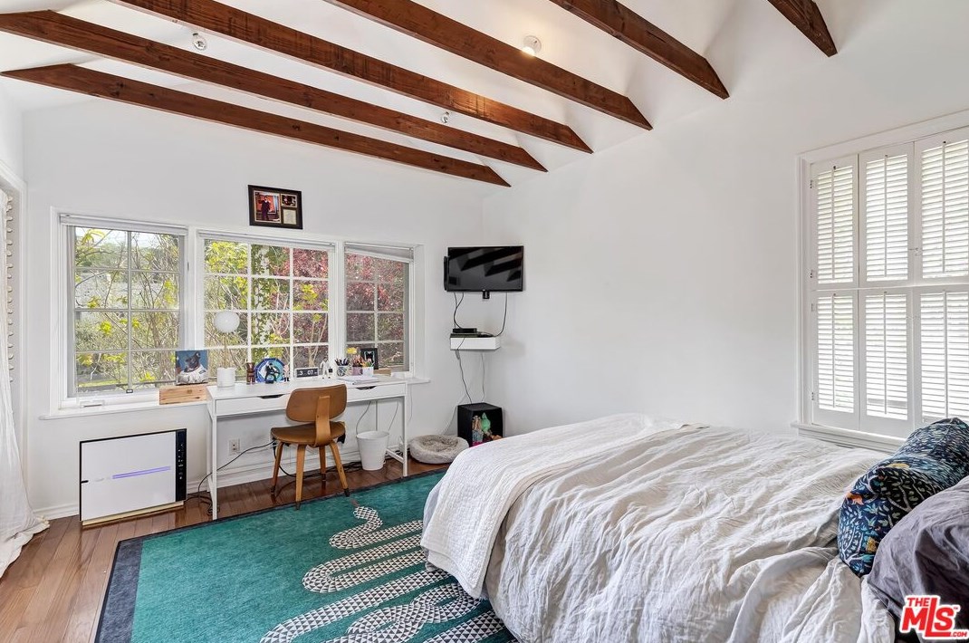 11123 Ophir Dr, Los Angeles CA  90024-1918 exterior