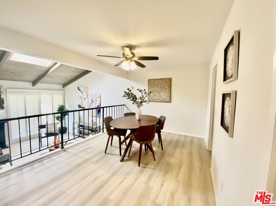 11868 Moorpark St #f, North Hollywood, CA 91604