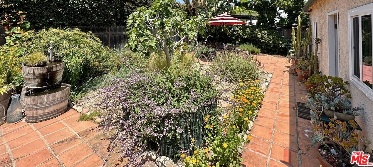 3130 Ivy St, Los Angeles CA  90034-3213 exterior