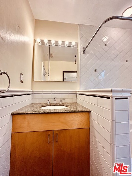 3130 Ivy St, Los Angeles CA  90034-3213 exterior