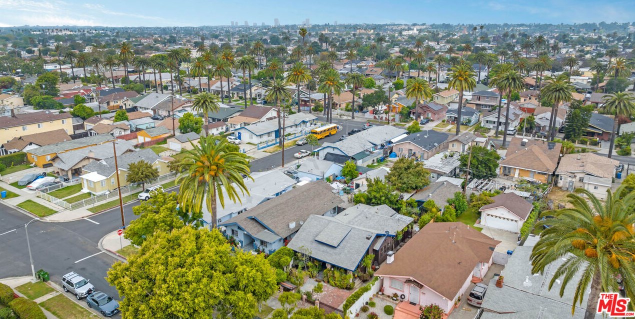 1651 39th Pl, Los Angeles, CA 90062-1337